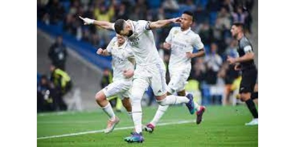 Real Madridin kokonaiskokoonpano on liian vanha
